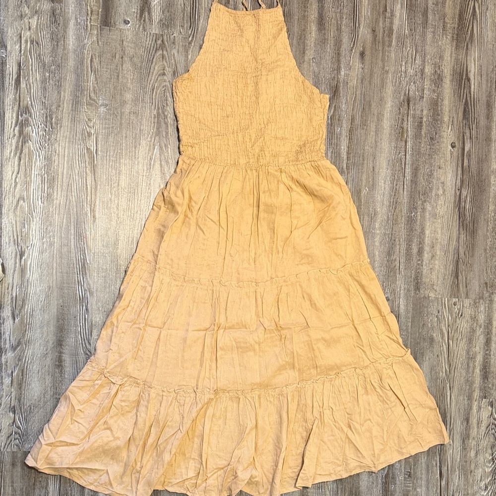 Elegant Tan Sleeveless Dress